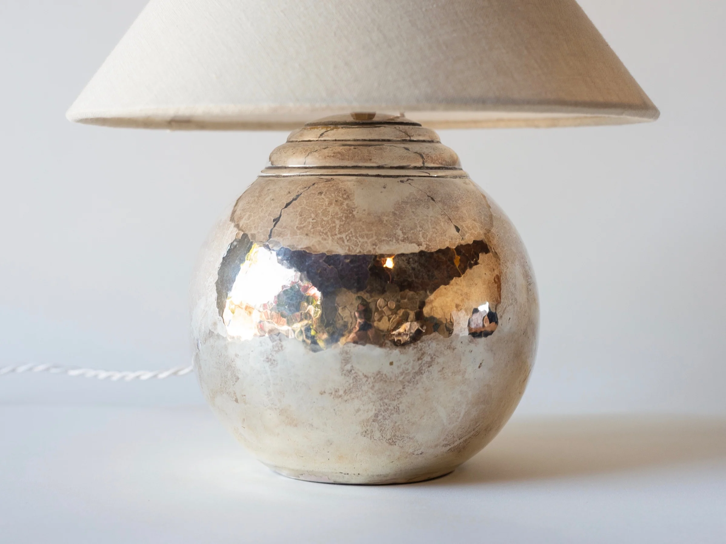 CHRISTOFLE, HAMMERED SILVER TABLE LAMP C. 1930 - Image 2