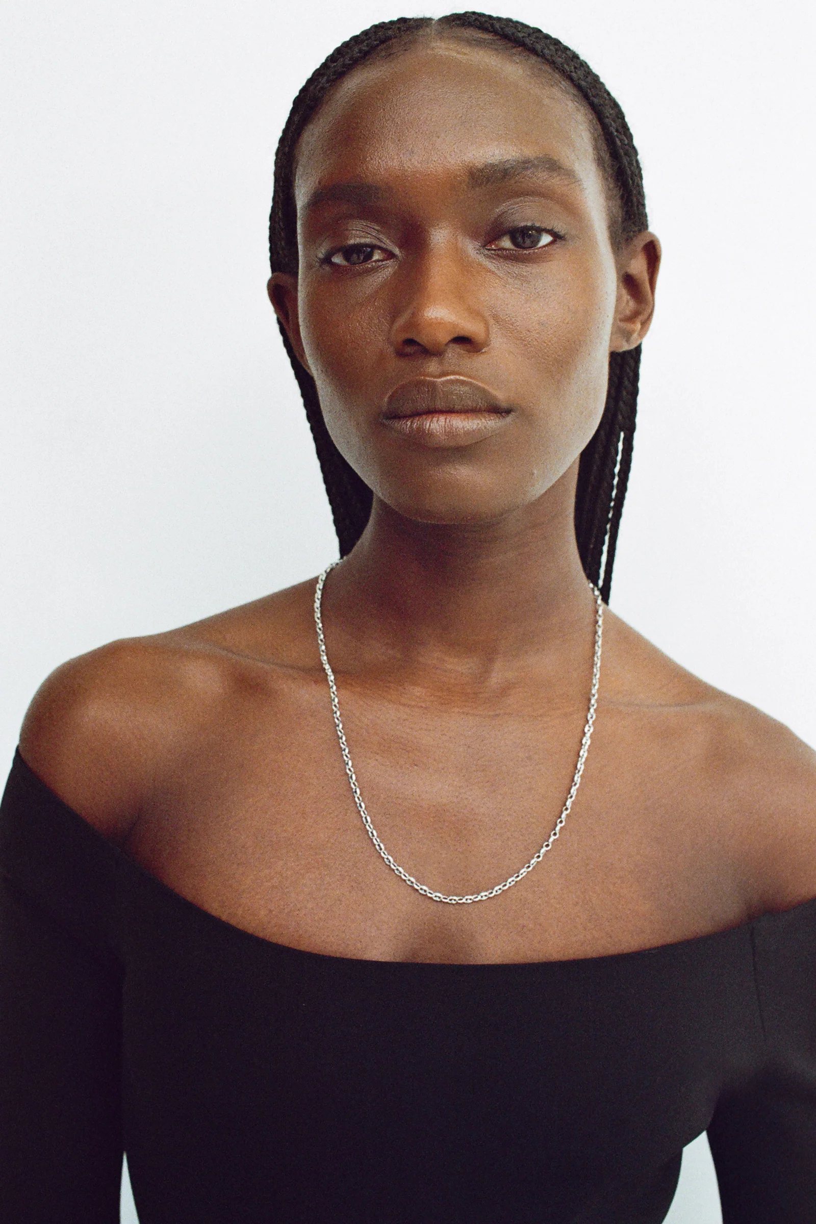 Classic Delicate Chain - Image 5