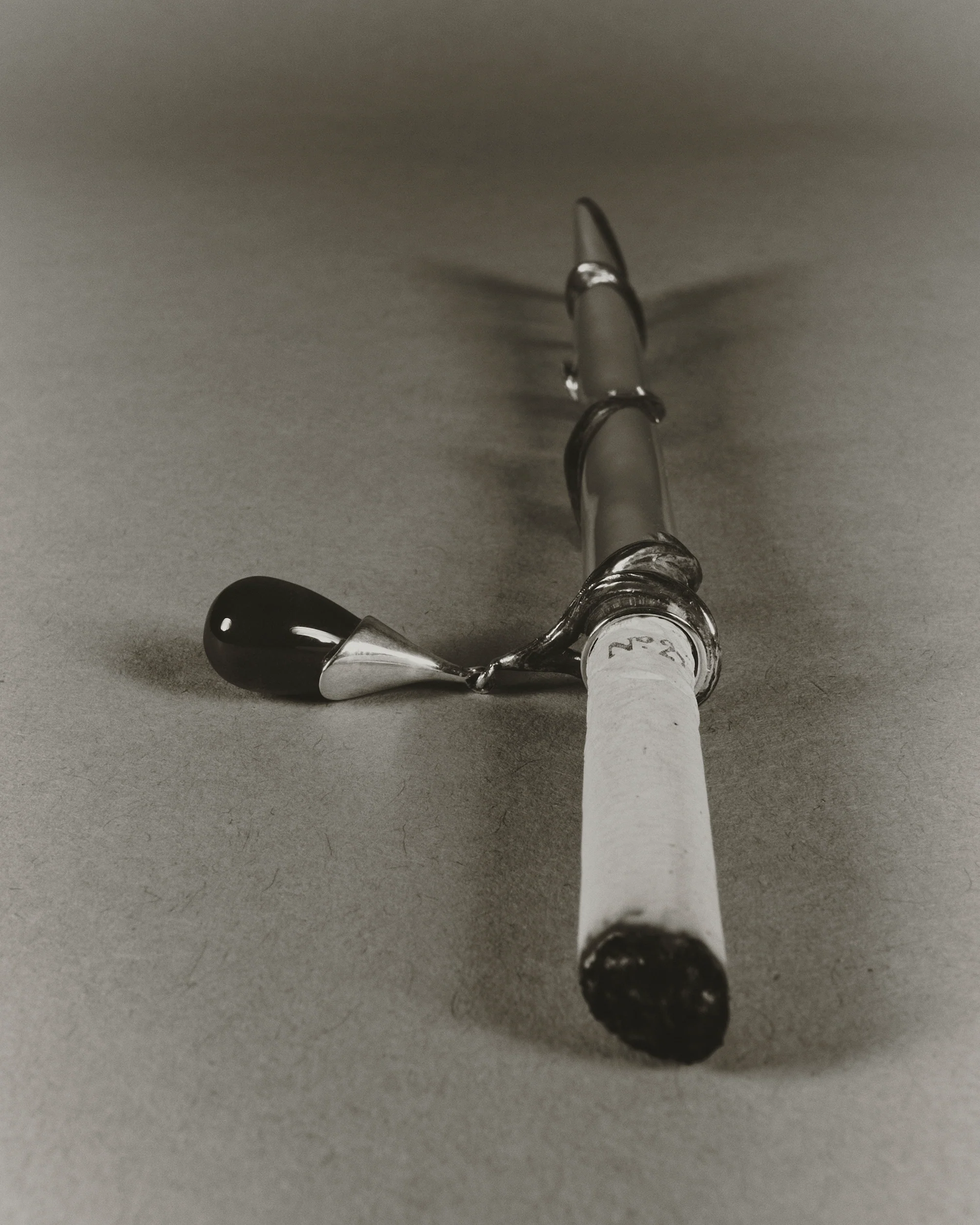 Climbing Thorn Cigarette Holder - Image 7