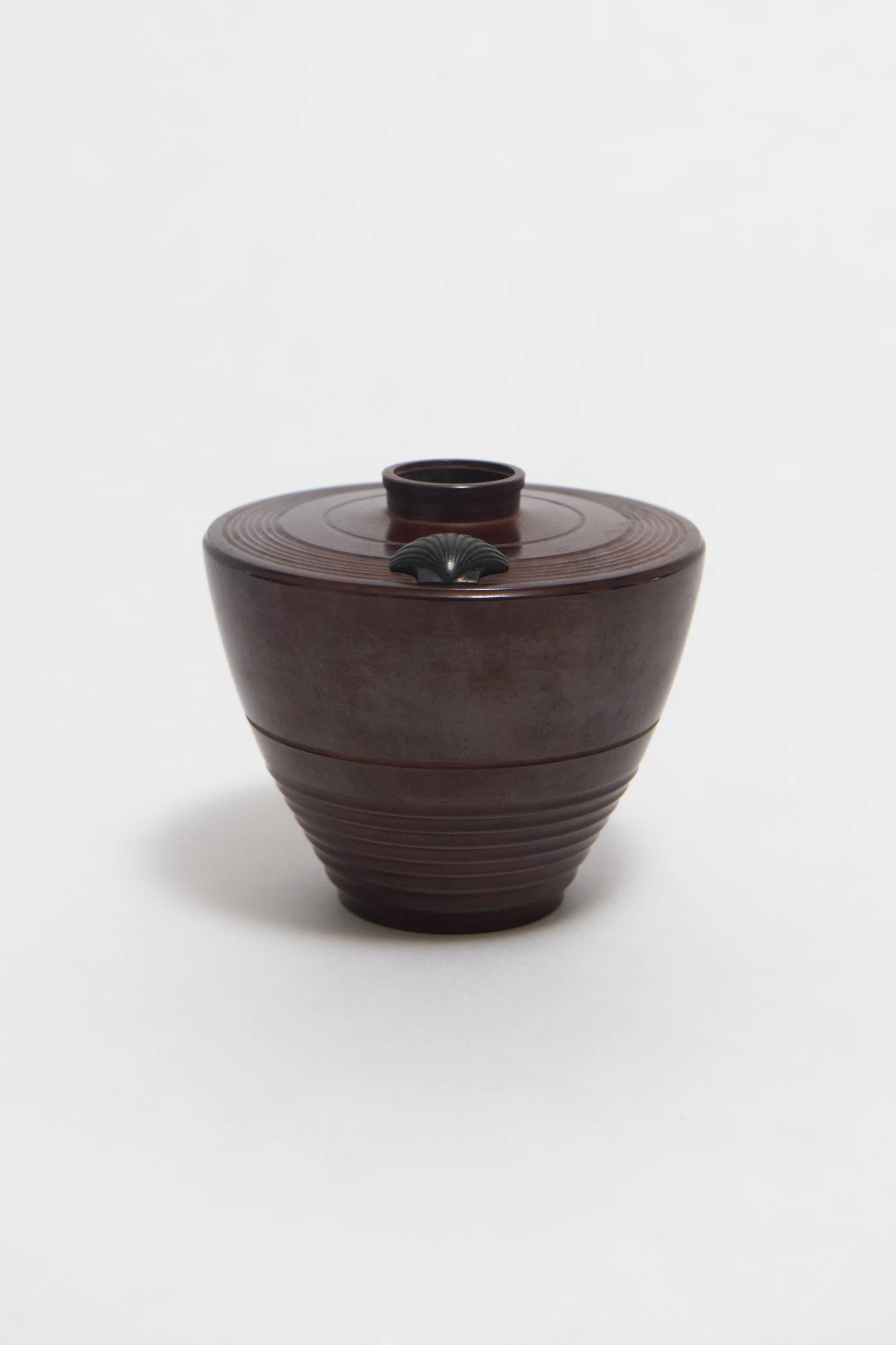 JAPANESE, BRONZE VASE WITH SHELL DETAIL, C. 1950 - Image 2