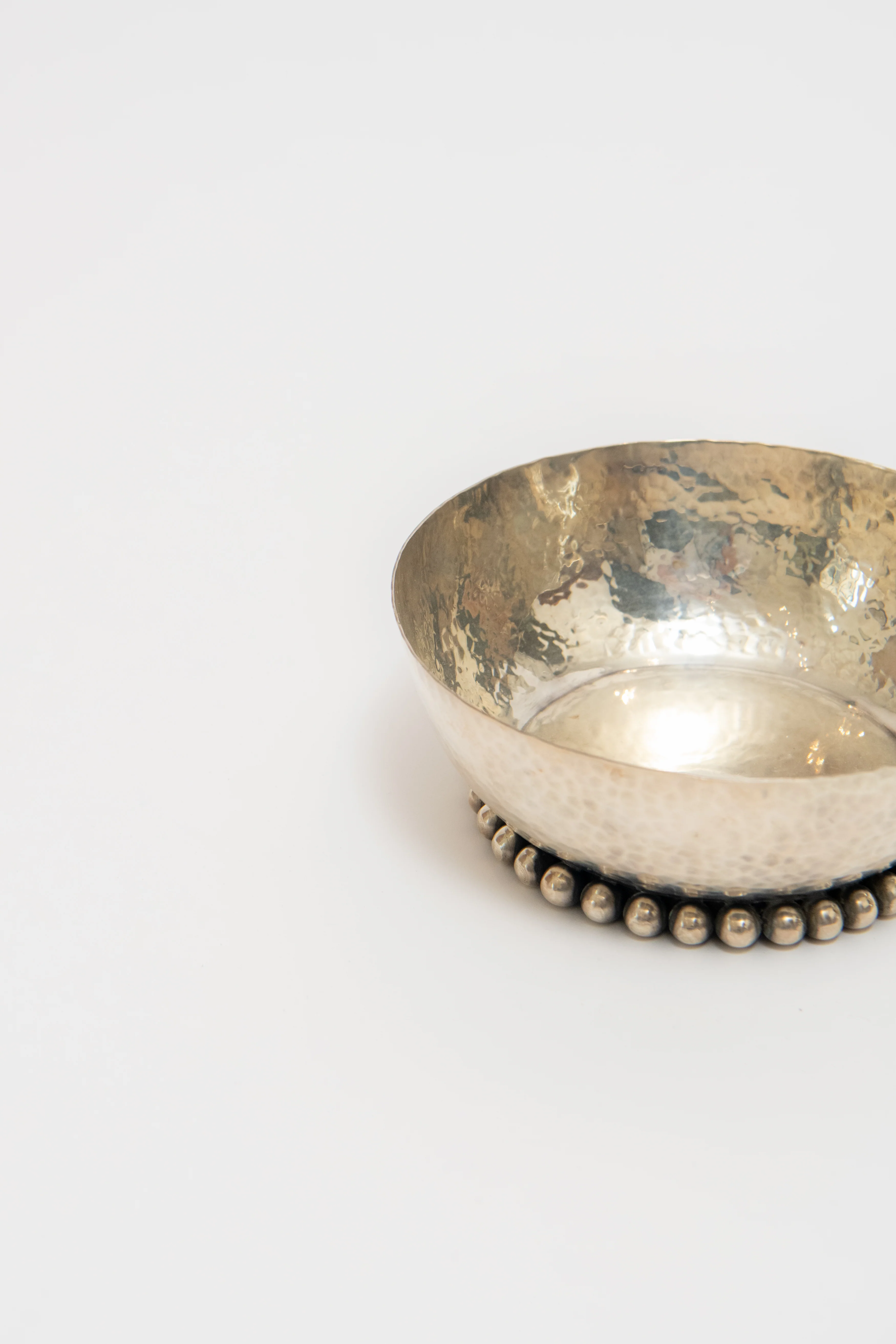 JEAN DÉSPRES, HAMMERED SILVER BOWL, C. 1930 - Image 4