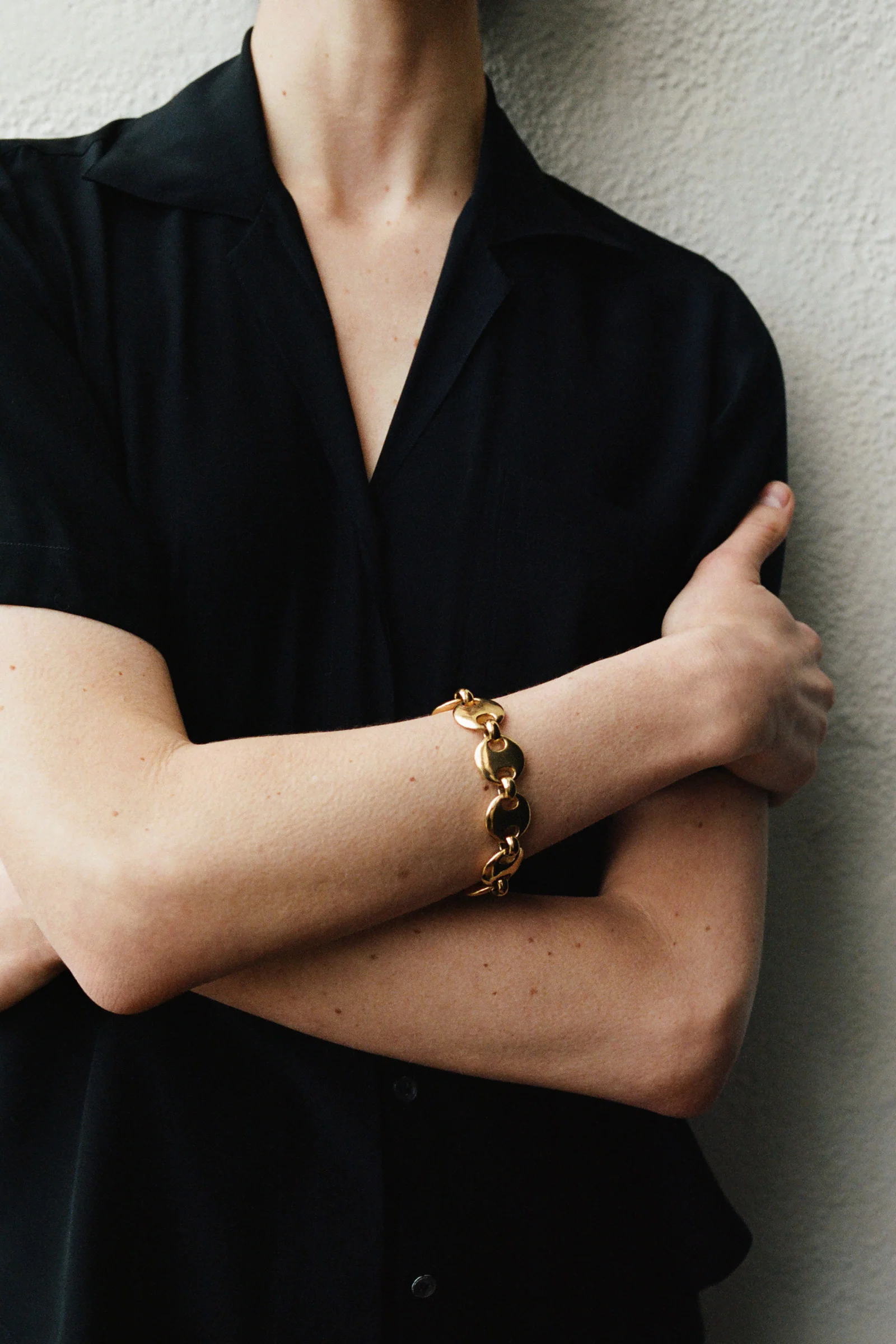 LARGE CIRCLE LINK BRACELET - Image 3