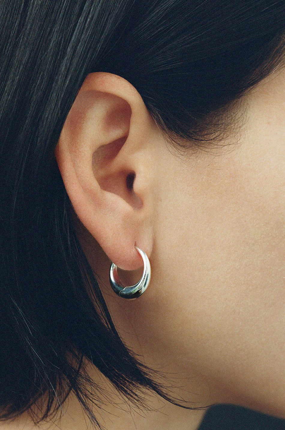 Large Sigrid Hoops - Image 2