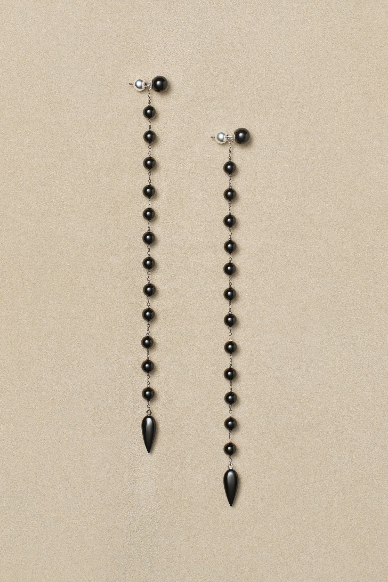 Long Phoenician Earrings in Onyx - Image 3