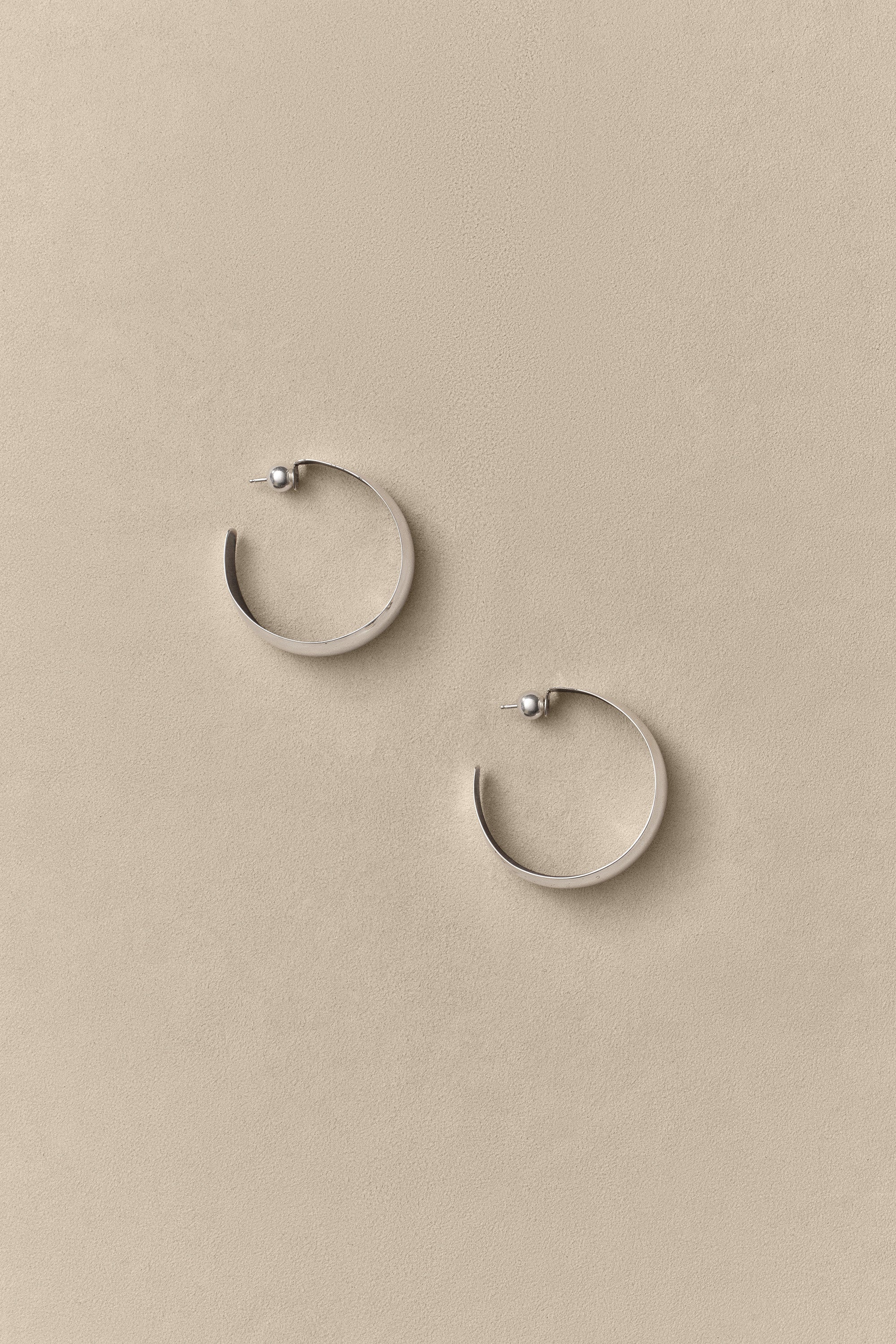 Moon Hoops - Image 4