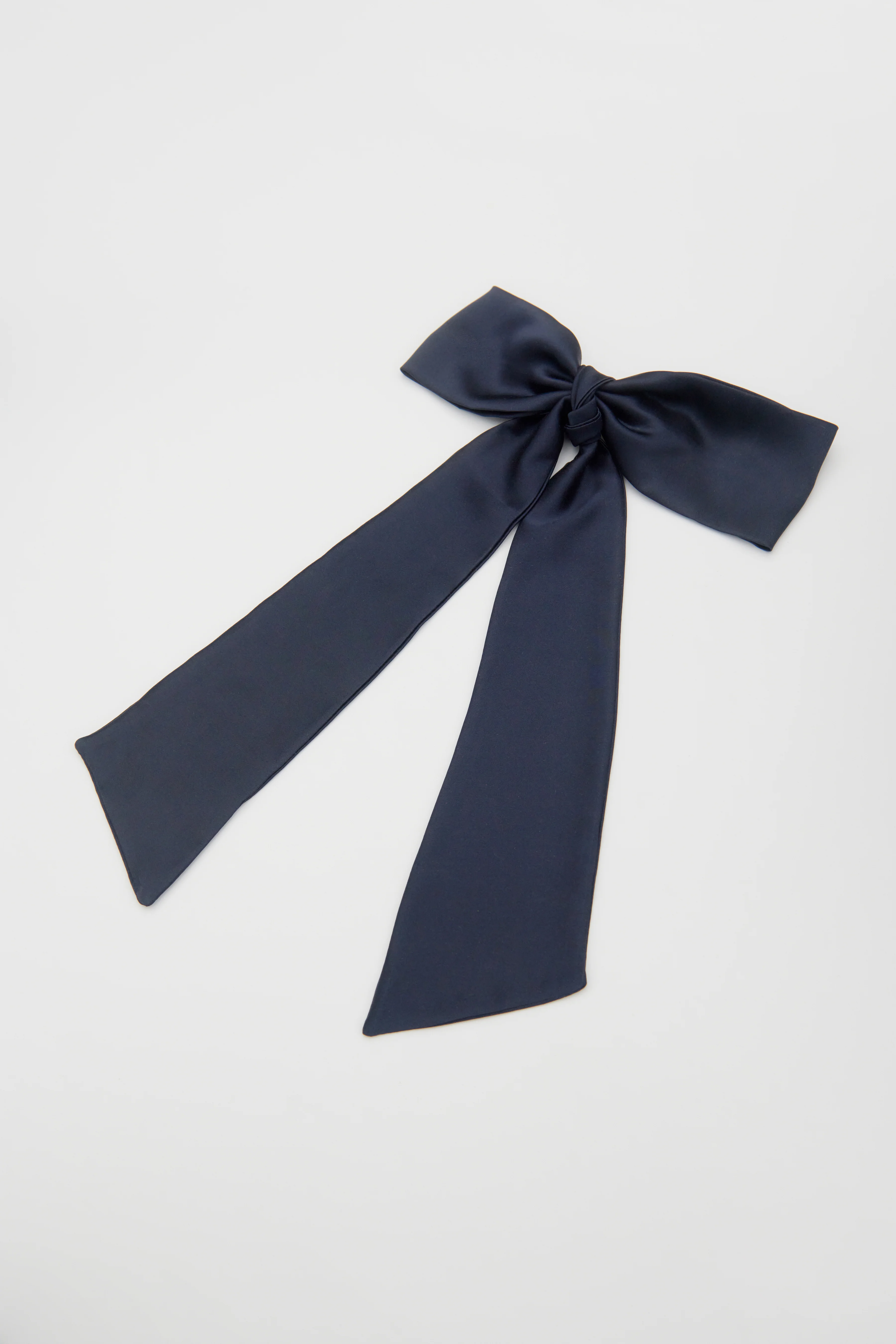 OVERSIZED BOW - Image 4