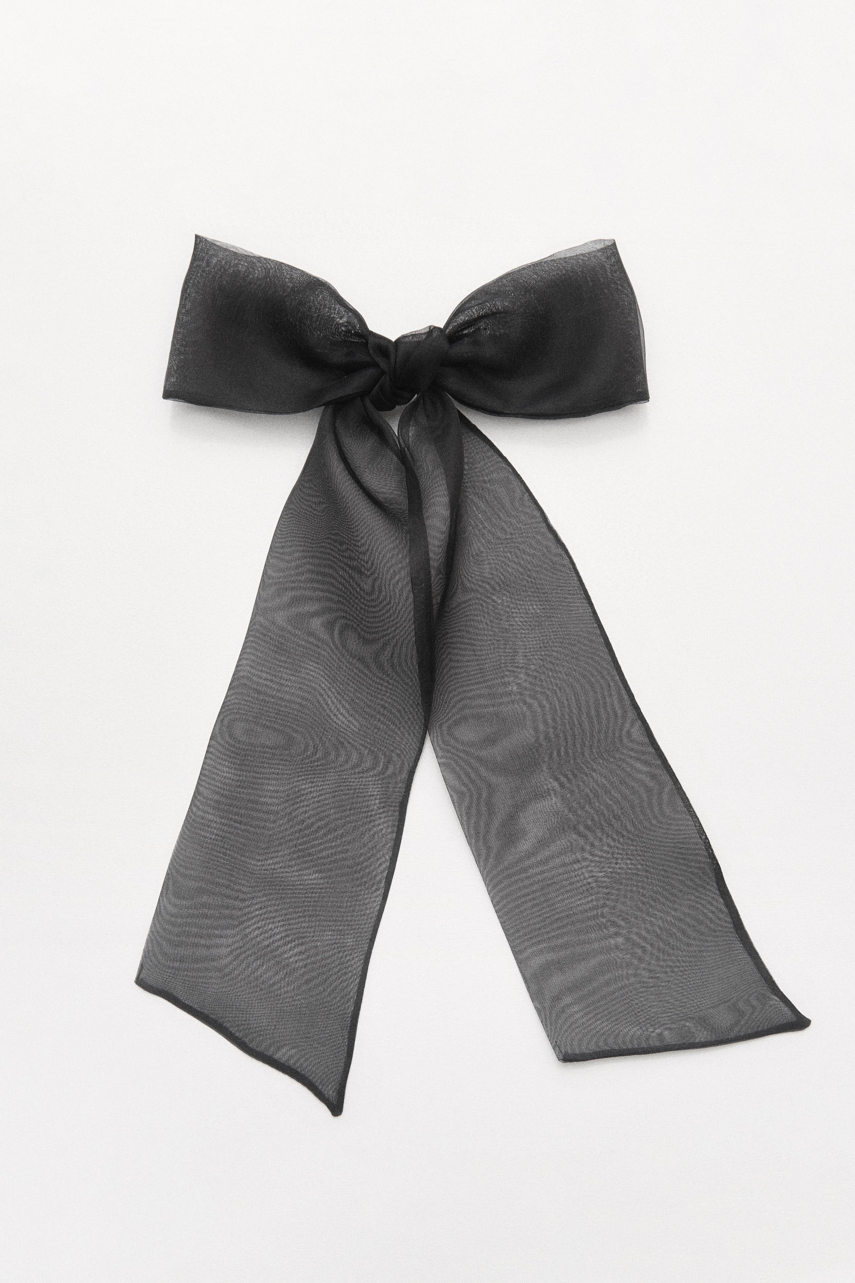 OVERSIZED ORGANZA BOW