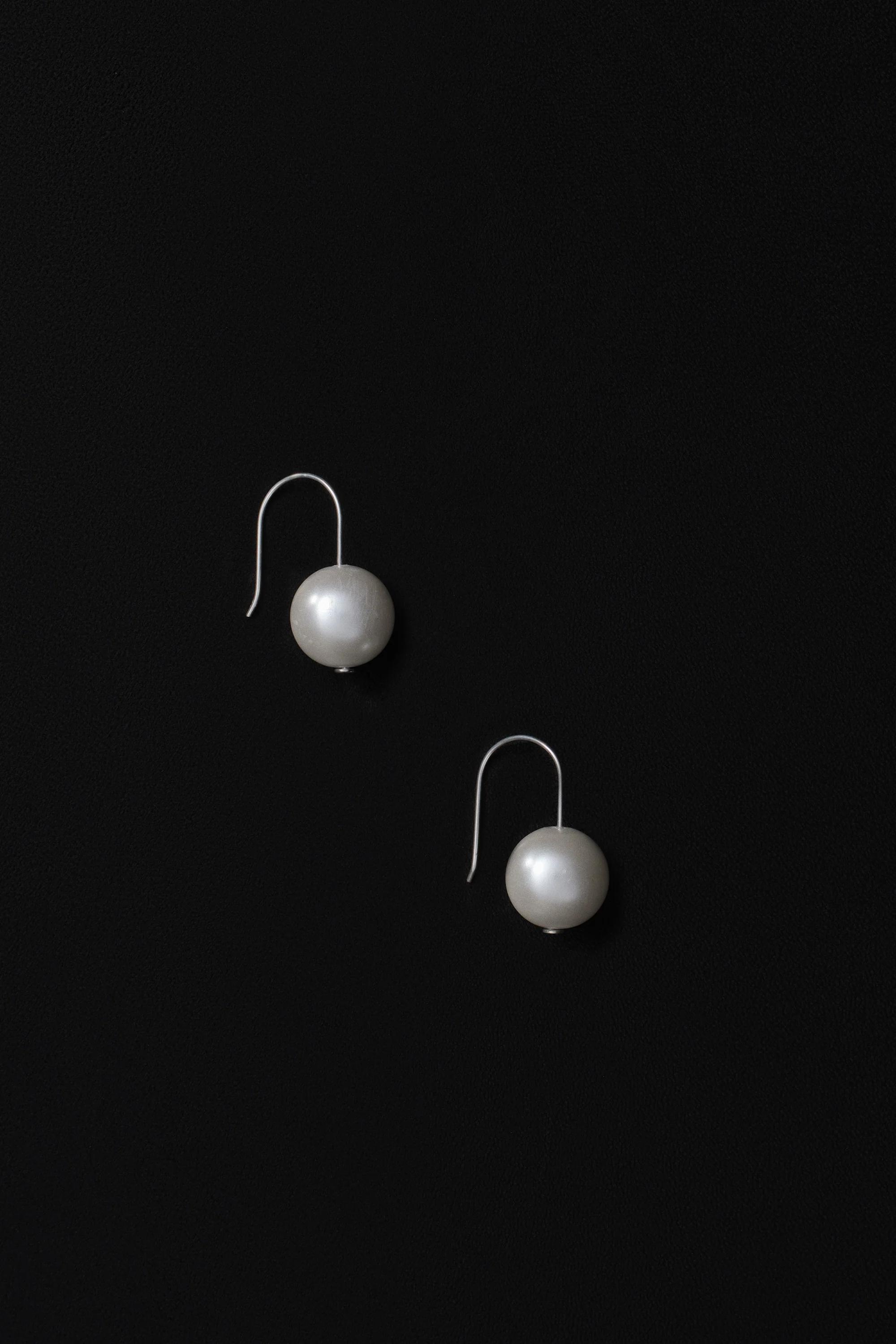 Pearl Iris Earrings - Image 3