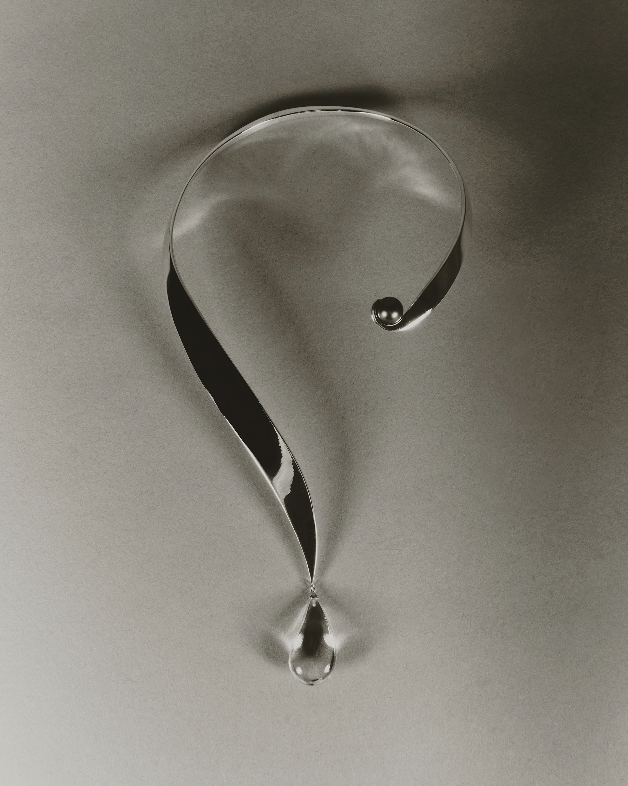 Pearl Moon Drop Collar - Image 3