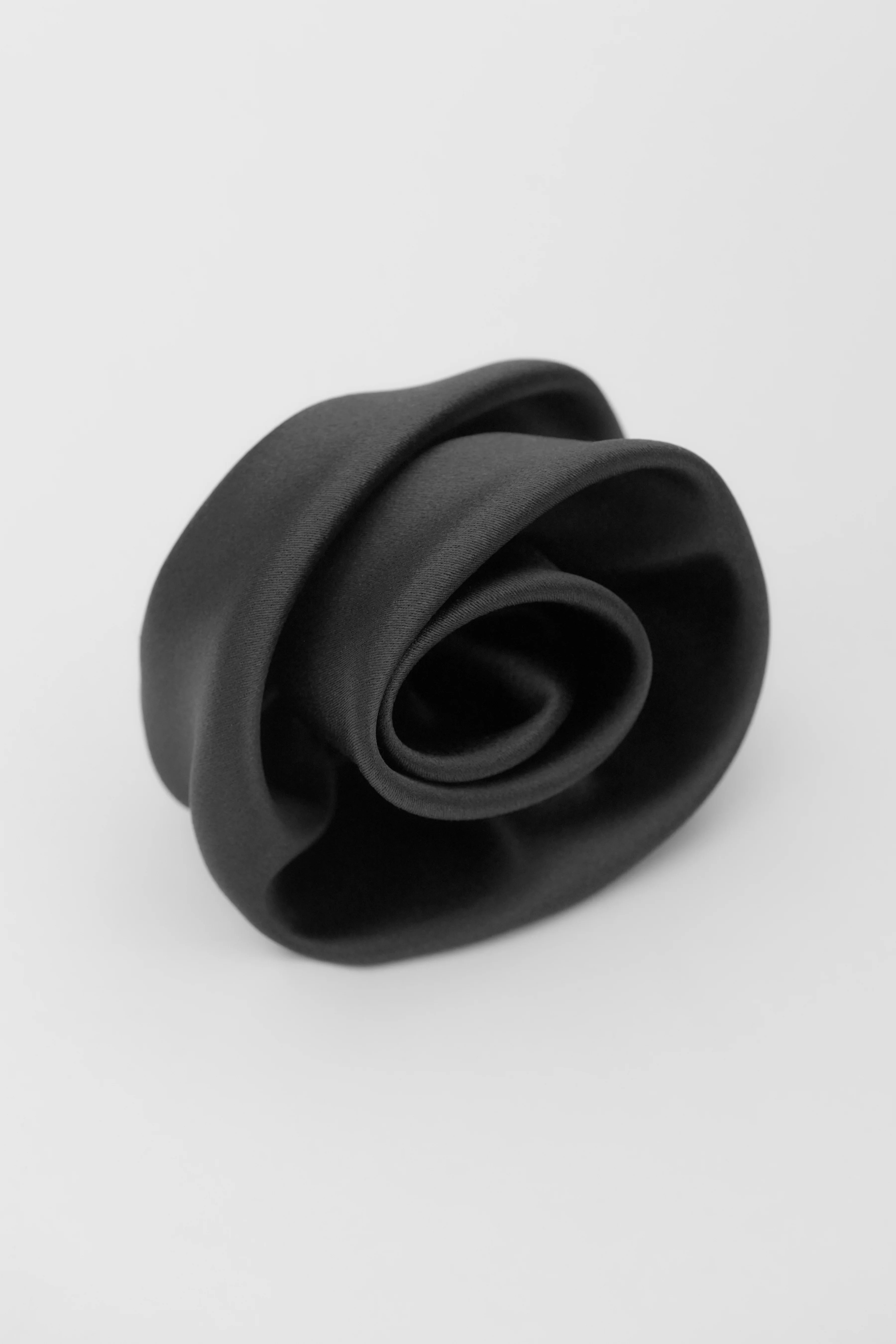 SATIN ROSE HAIR TIE - Image 2