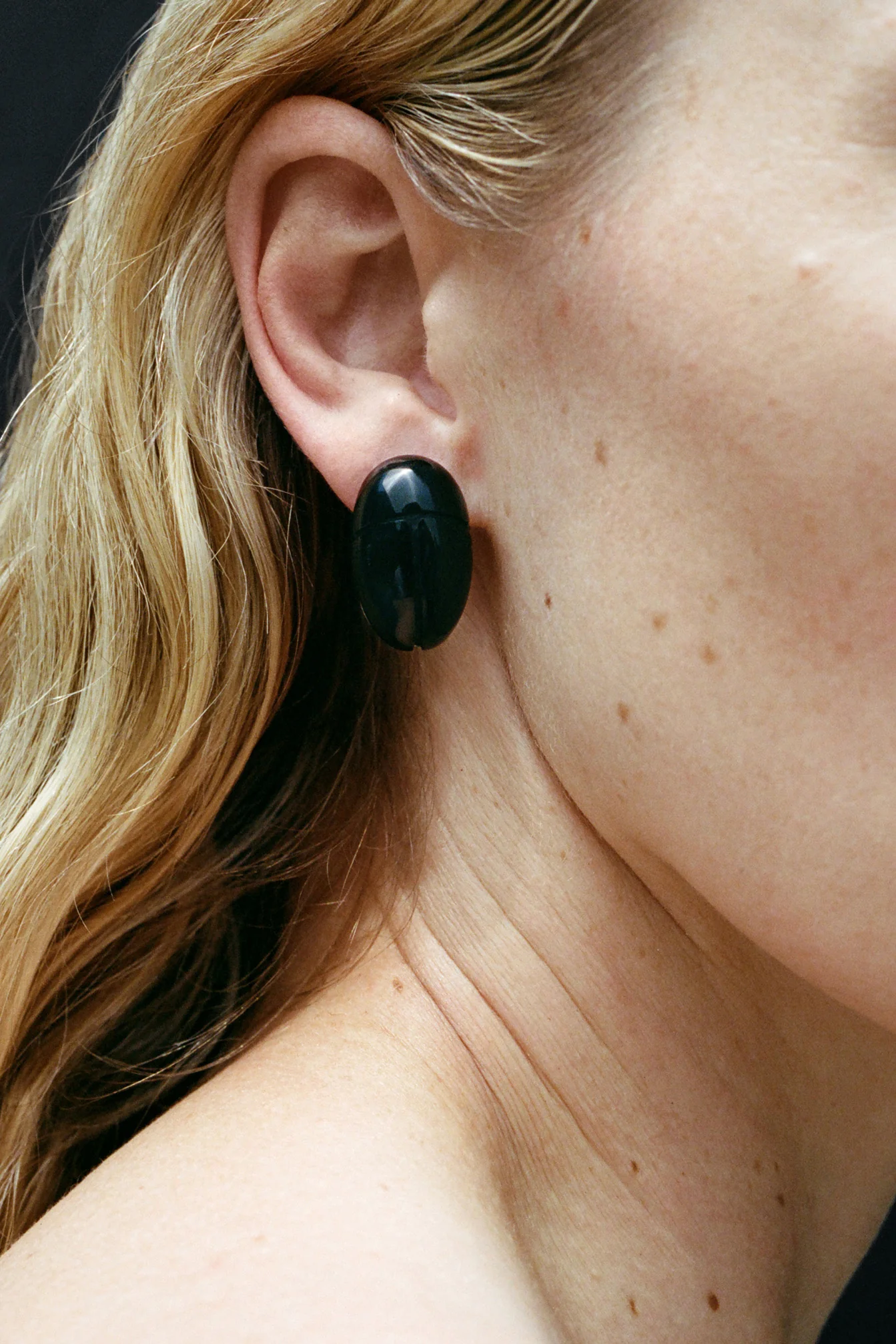 Scarab Studs in Onyx - Image 3