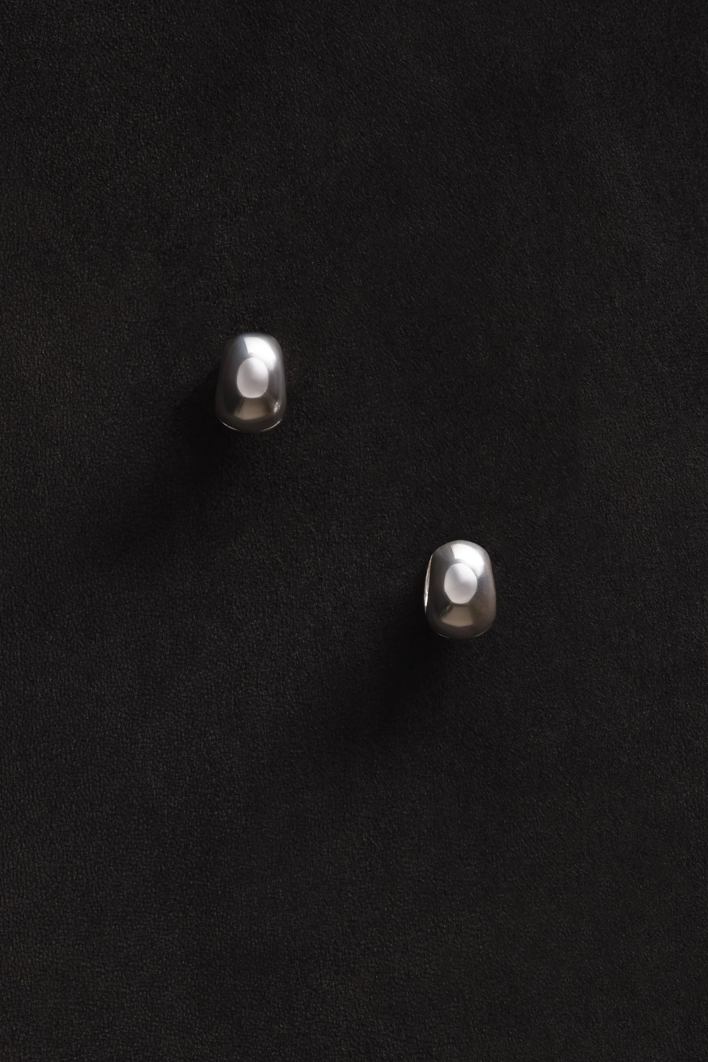 Small Hinged Hoops - Image 2