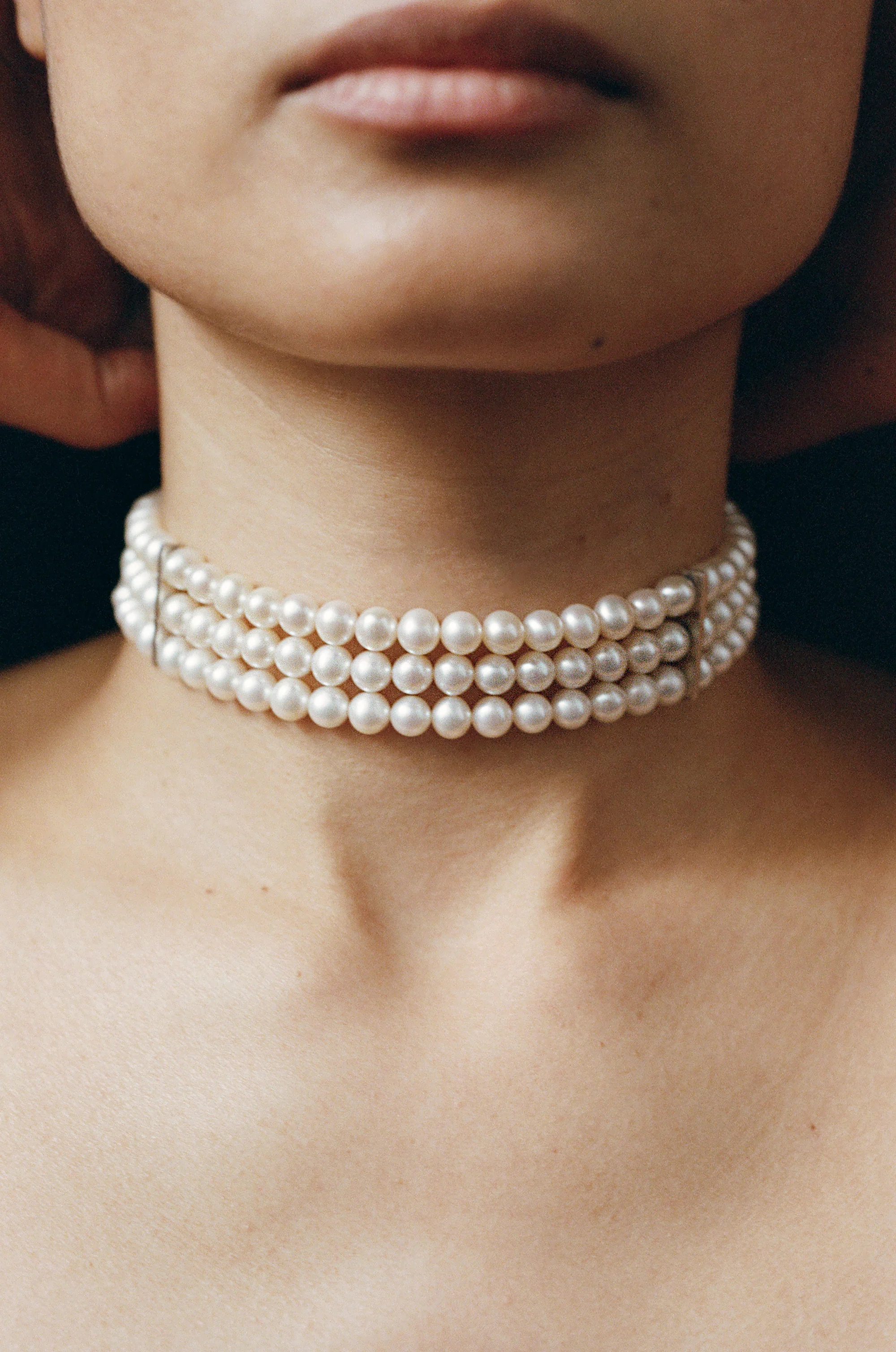 Vermeer Pearl Choker - Image 2